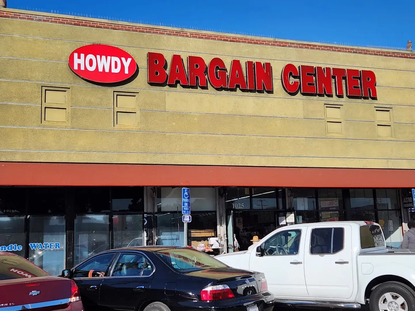 Howdy Bargain - Discount store in Los Angeles, California