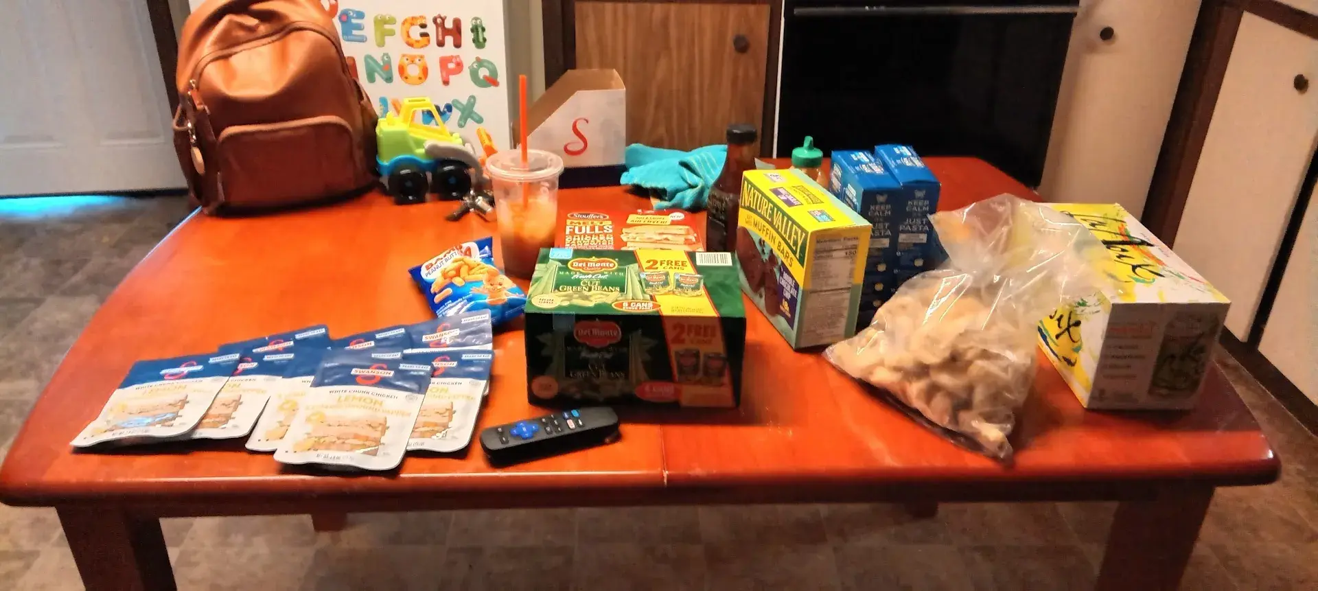 Hutson's Discount Groceries - Grocery store in Lake Wales, Florida