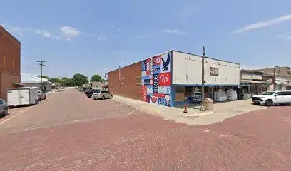 Ideal Market - Grocery store in Clyde, Kansas