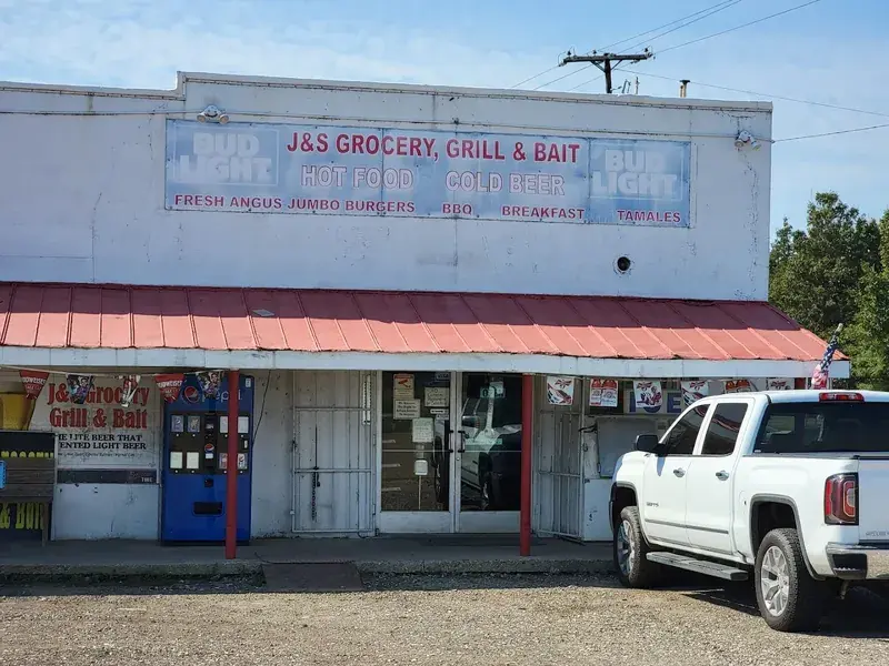 J & S Grocery, Grill, & Bait Shop in Proctor, Arkansas
