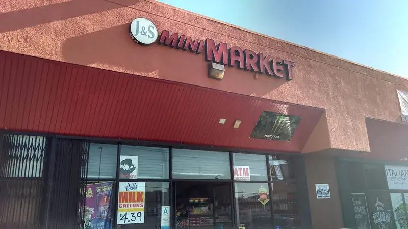 J & S Mini Market in Los Angeles, California