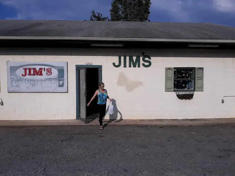 Jim's Bargain Grocery in Gastonia, North Carolina