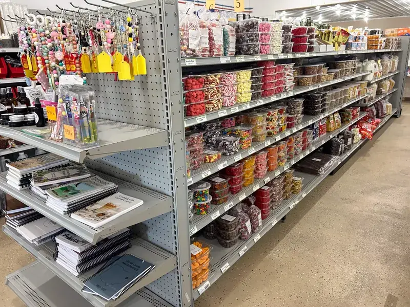 JohnJohn's Country Store (FKA: Scenic View Salvage Groceries) in Kensington, OH