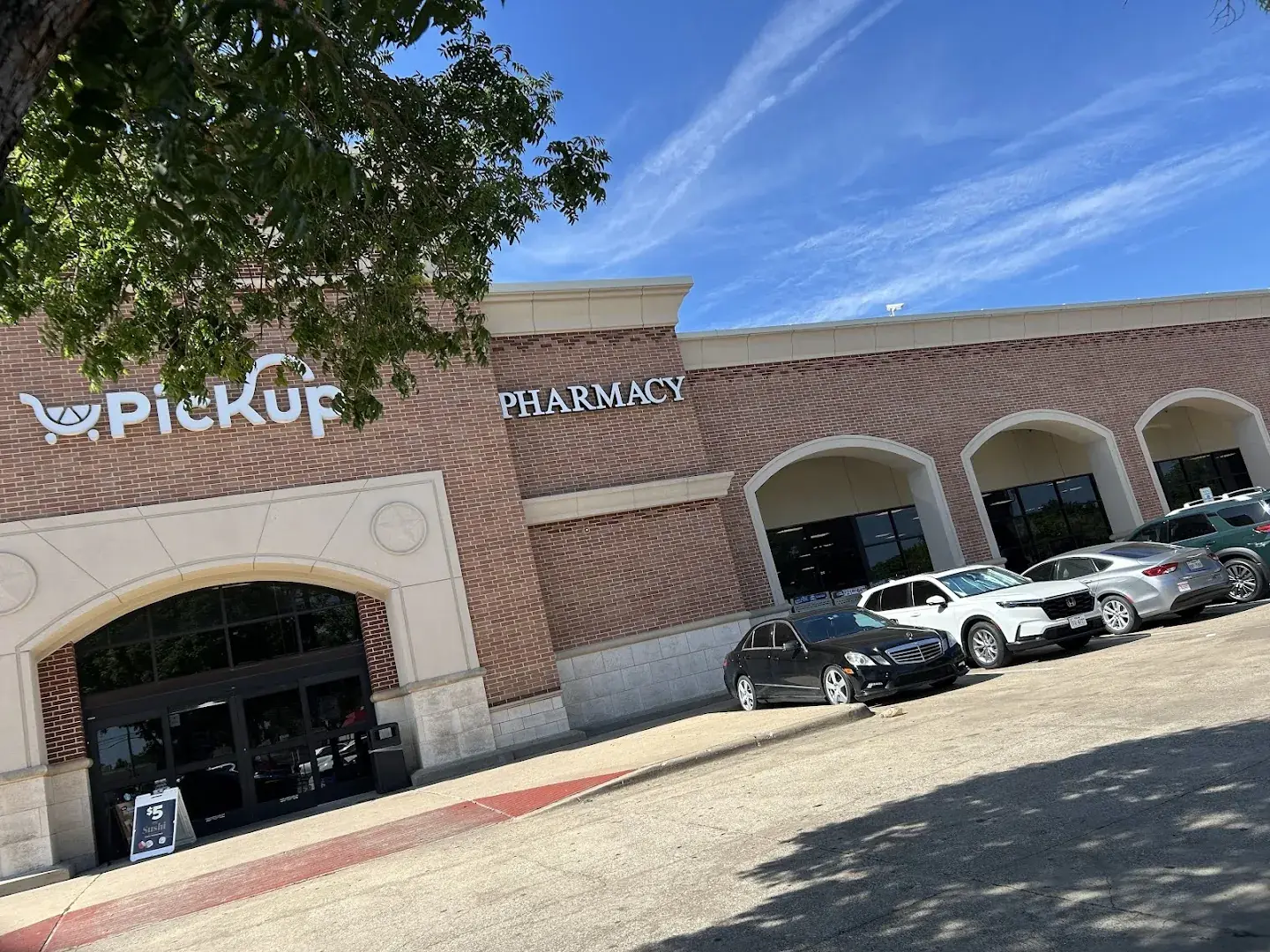Kroger - Grocery store in Dallas, Texas