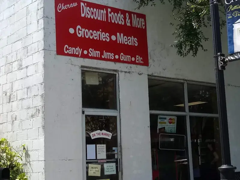 L&L Discount Foods in Cheraw, SC