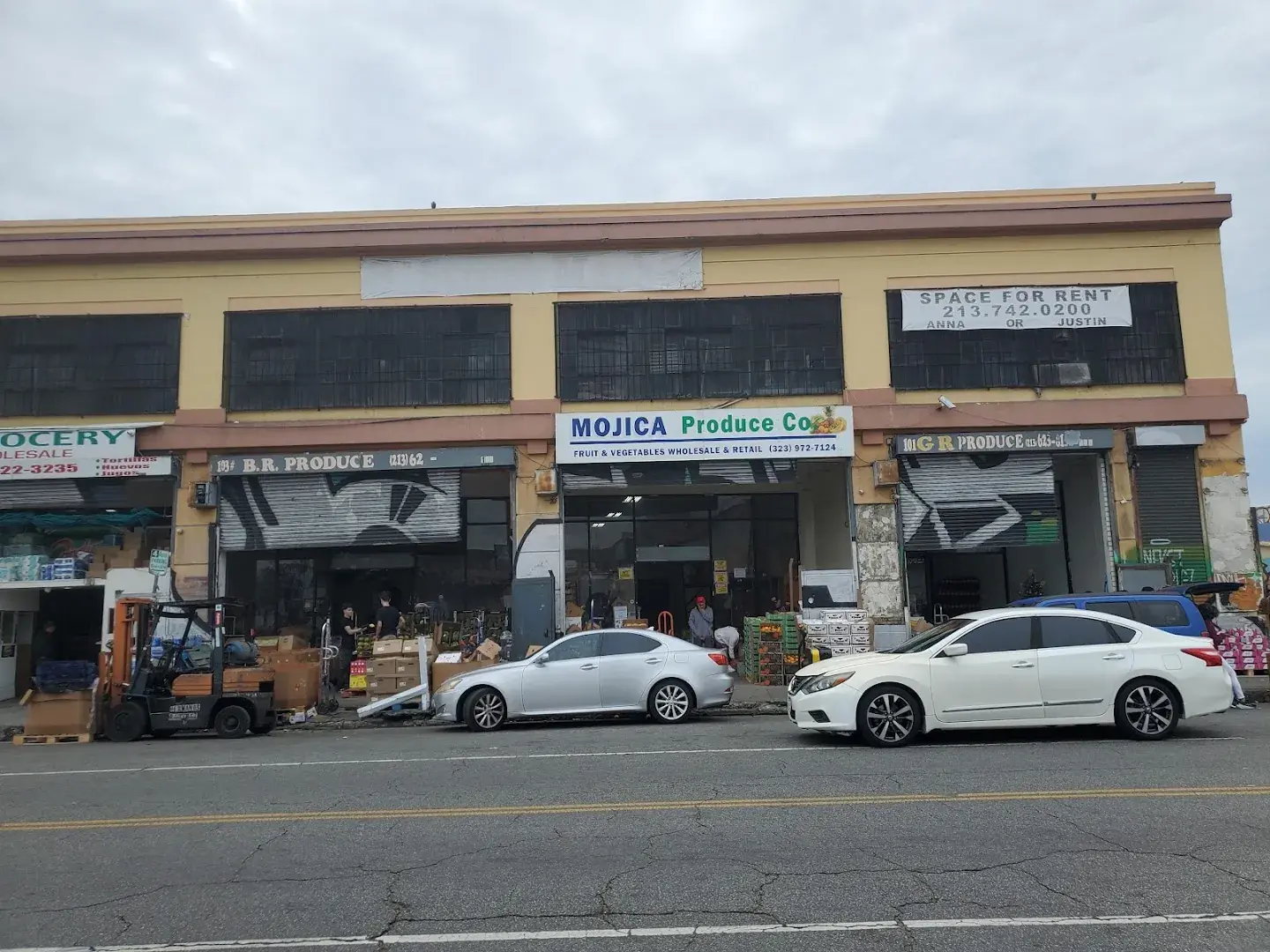 LA Grocery Wholesale - Grocery store in Los Angeles, California