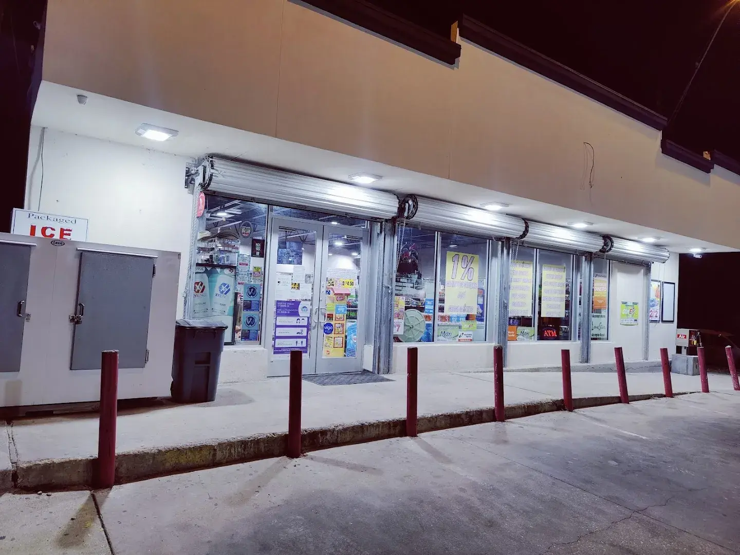 Loyola Grocery - Grocery store in Austin, Texas