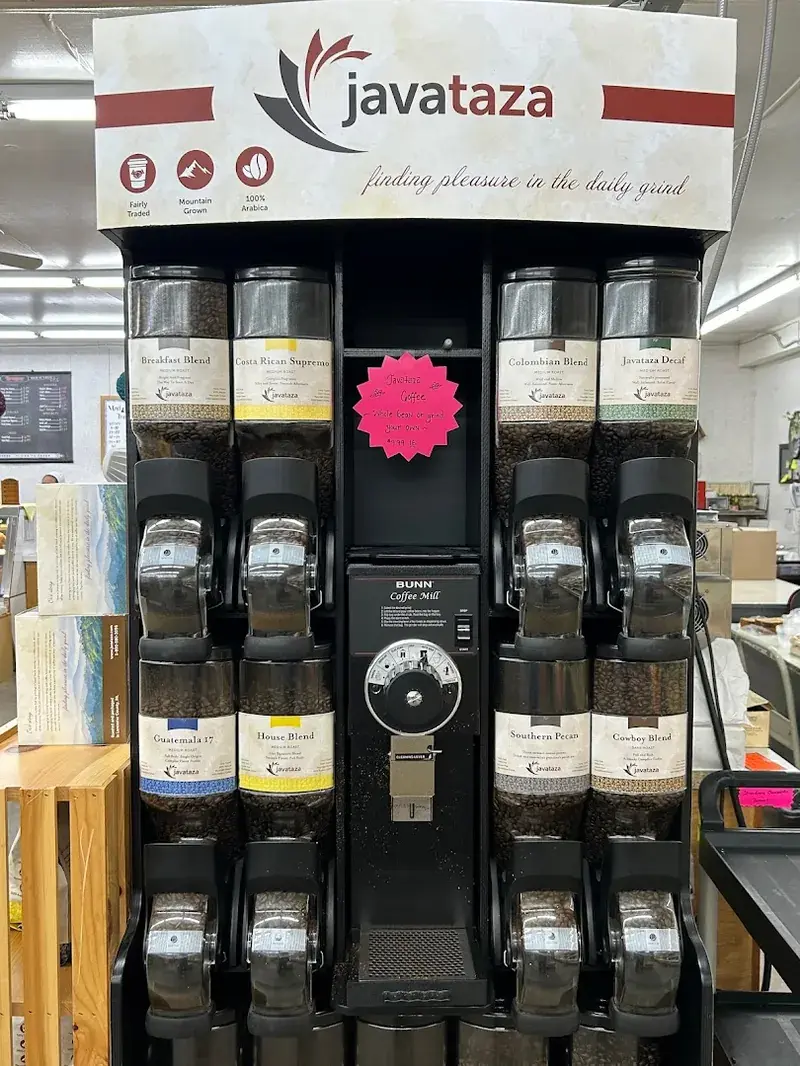 M & M Grocery in Greenville, Pennsylvania