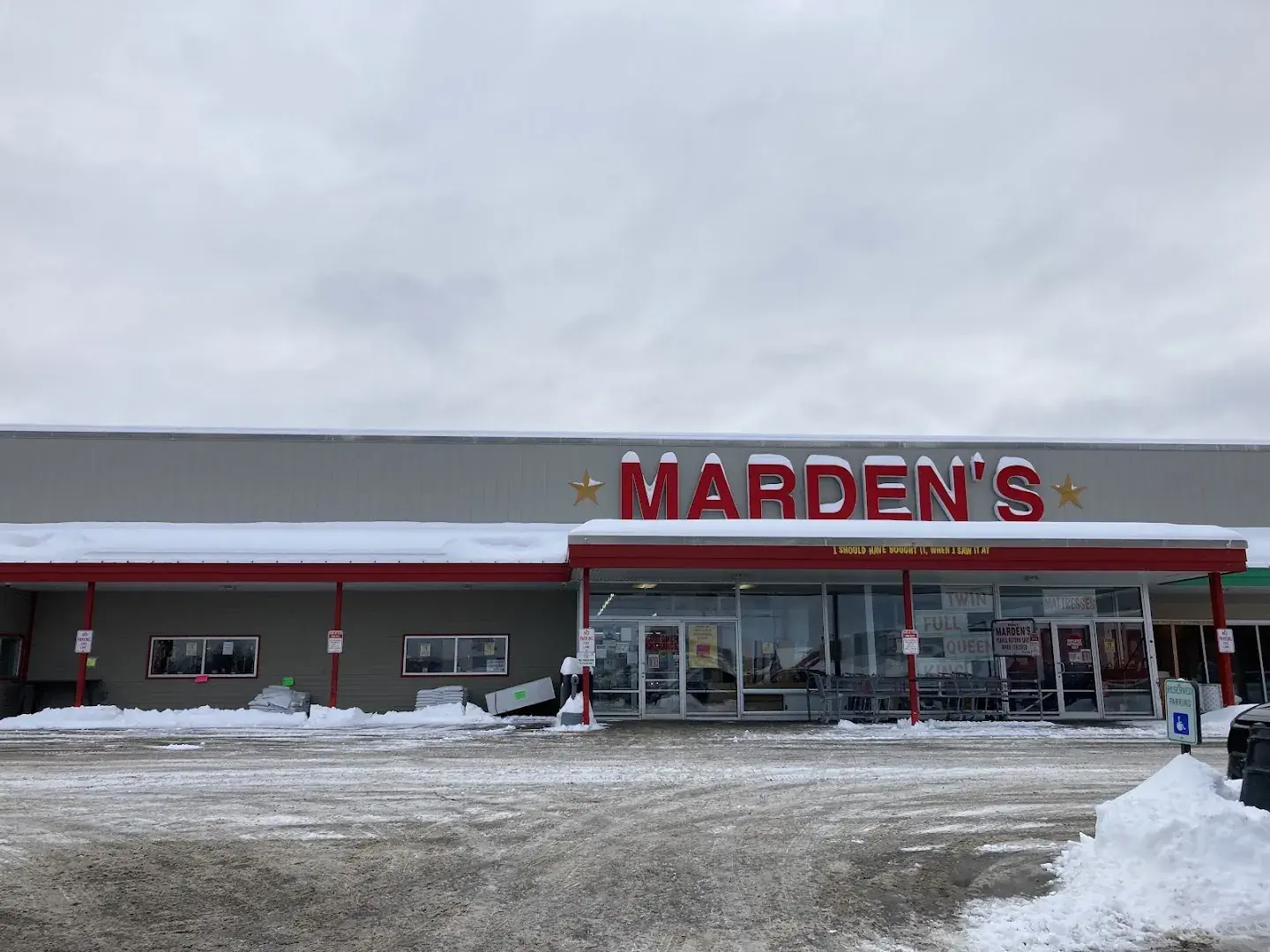 Marden's - Discount store in Madawaska, Maine