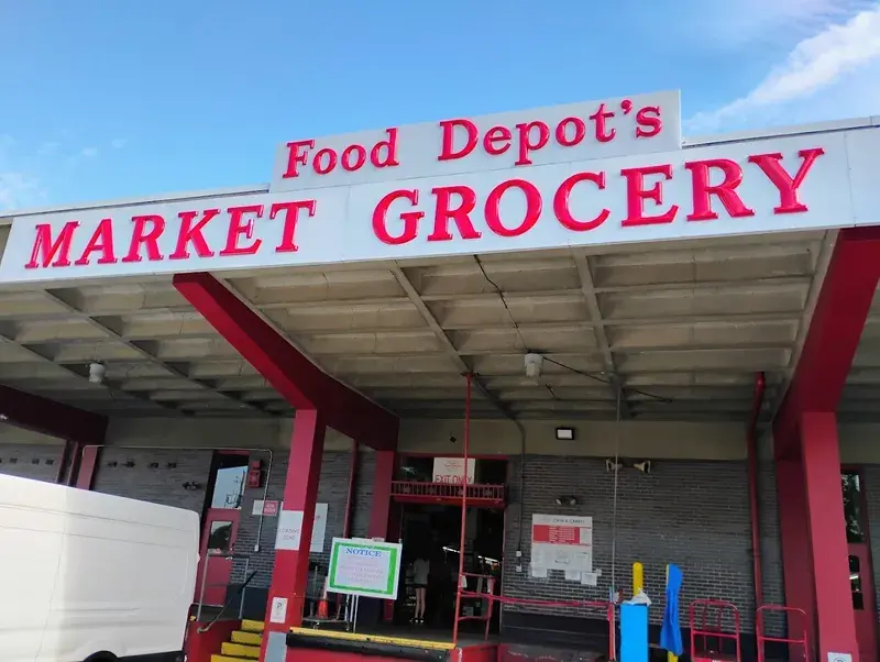 Market Grocery Co in Forest Park, GA