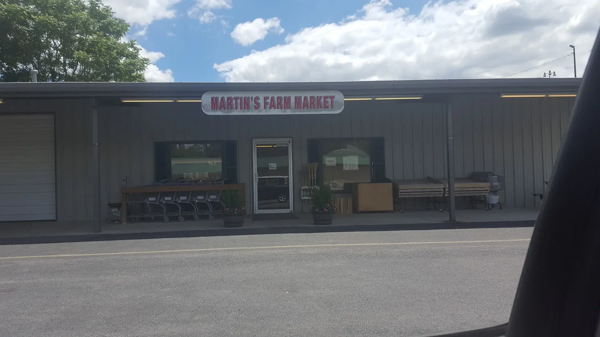 Martin's Farm Market - Grocery store in Hagerstown, Maryland
