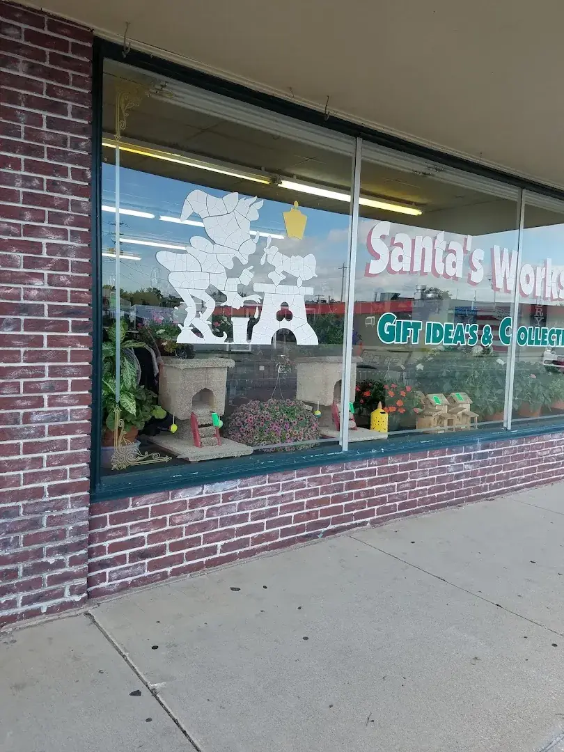 Mary's Emporium - Store in Watseka, Illinois