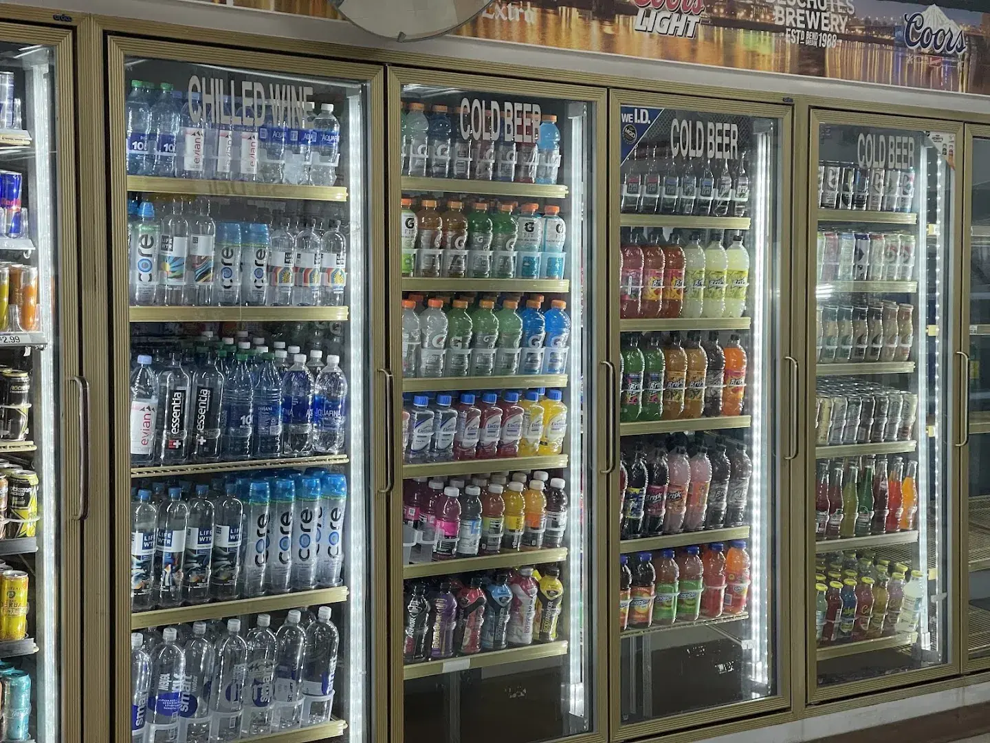 NAVista Market - Convenience store in Portland, Oregon