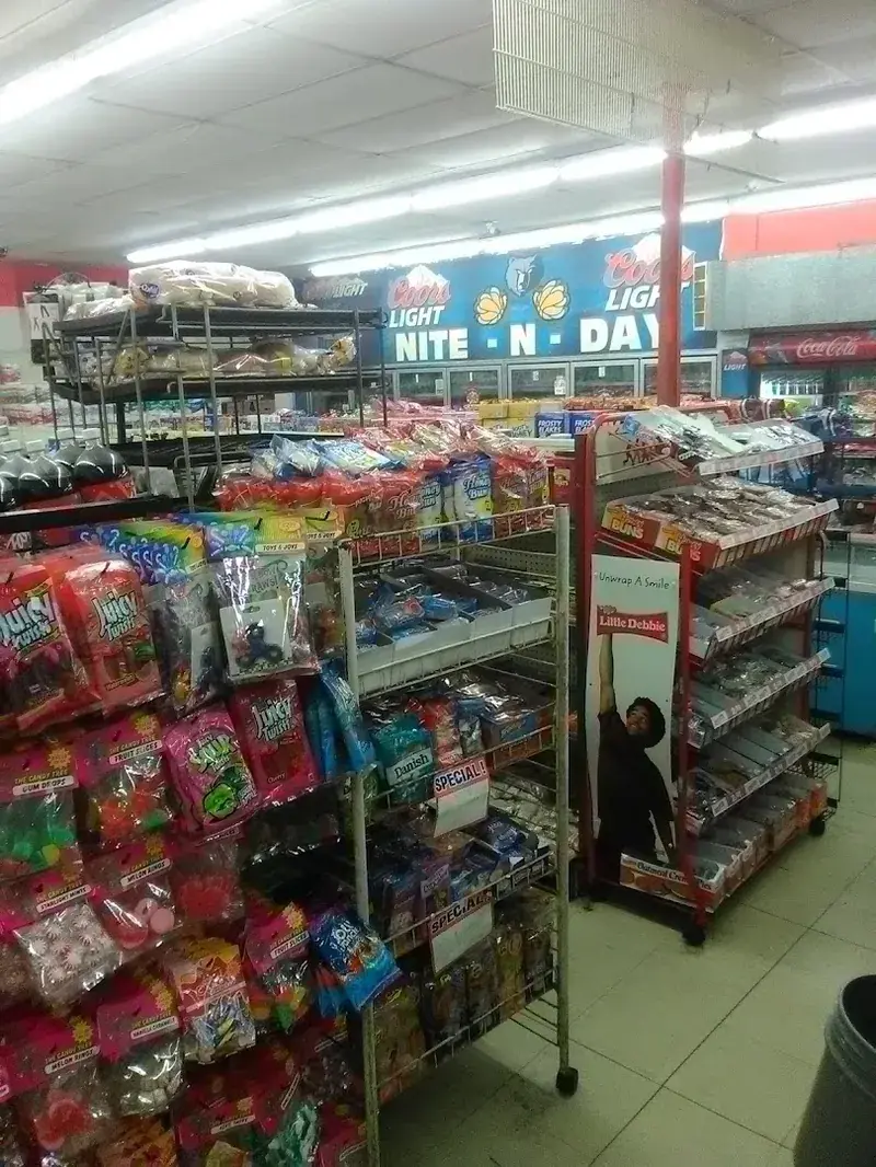 Nite and Day For Sale $400 Deposit in Memphis, Tennessee