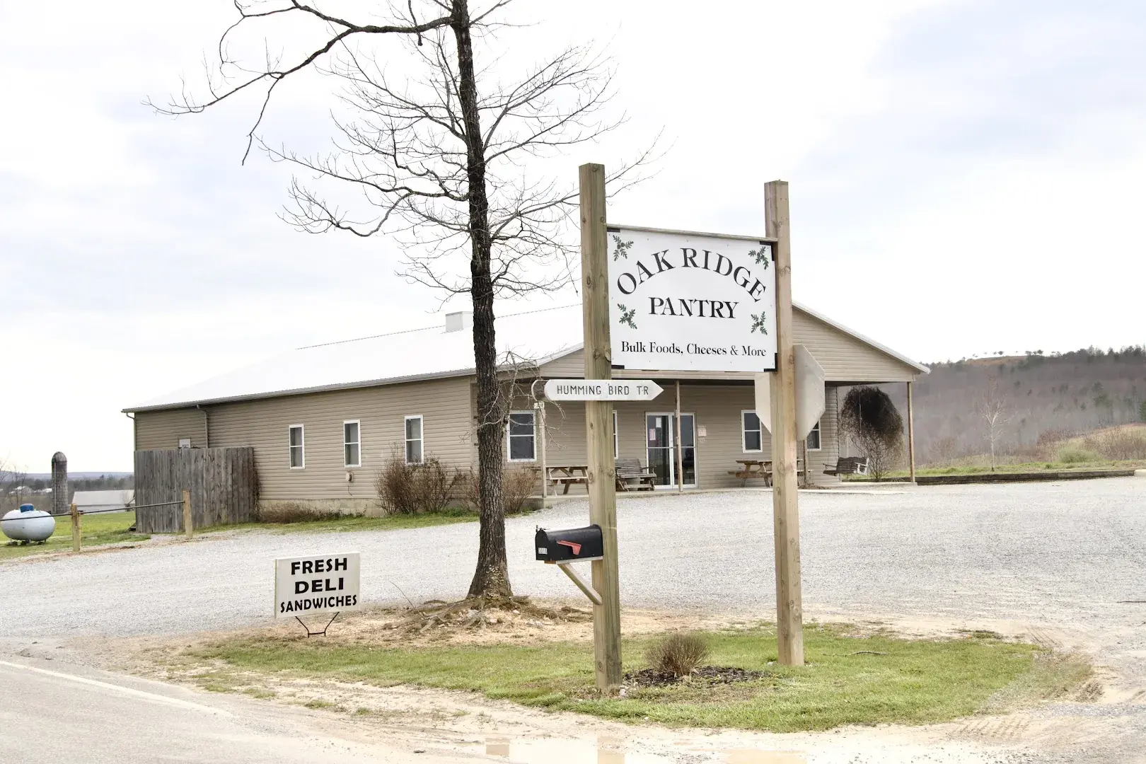 Oak Ridge Pantry - Grocery store in Spencer, Tennessee
