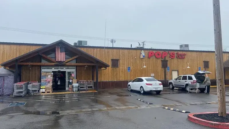 Pop's Bargain Outlet in Turlock, California