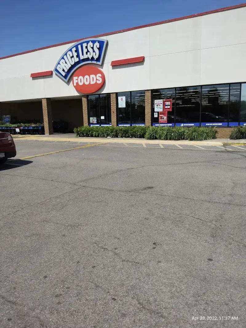 Price Less IGA in Louisville, Kentucky
