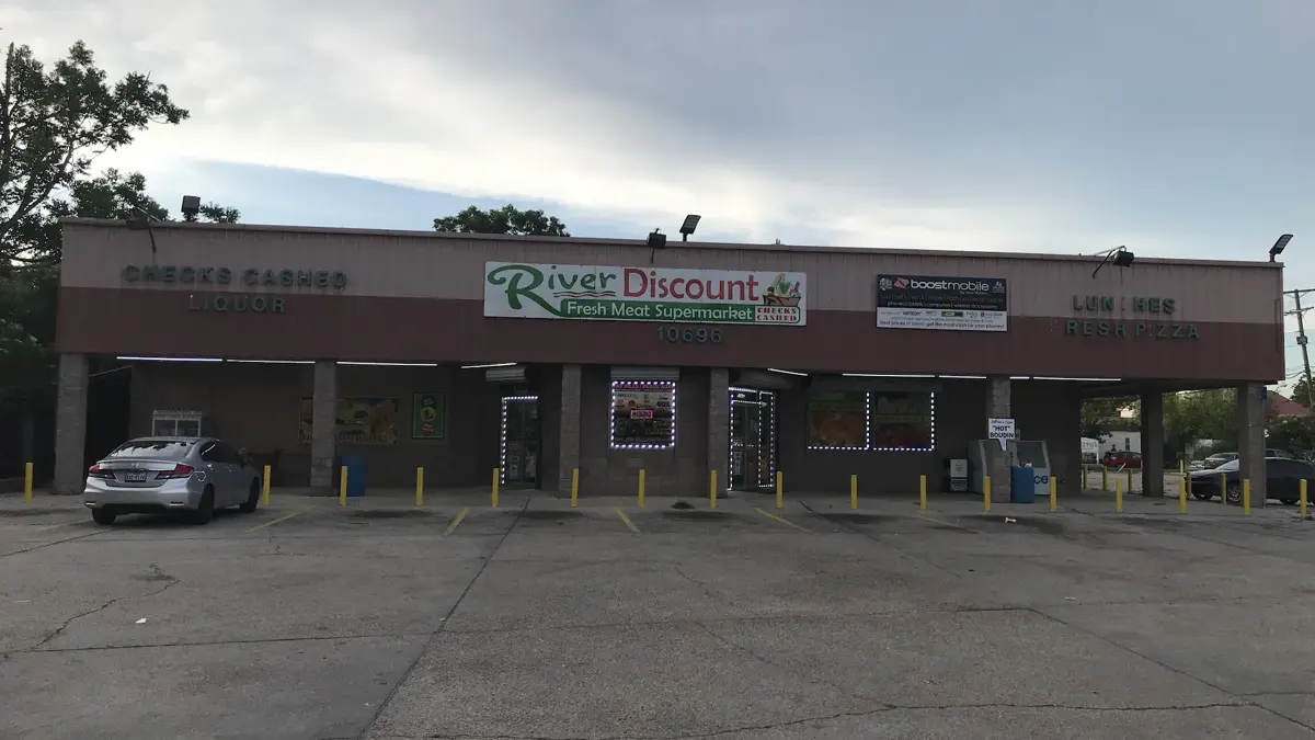 River Discount - Discount store in St Rose, LA