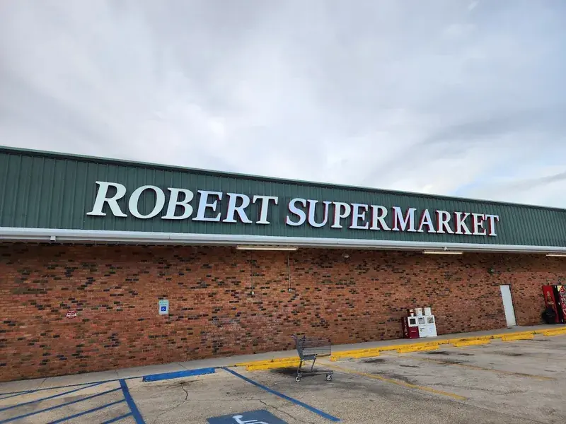 Robert Supermarket in Robert, Louisiana