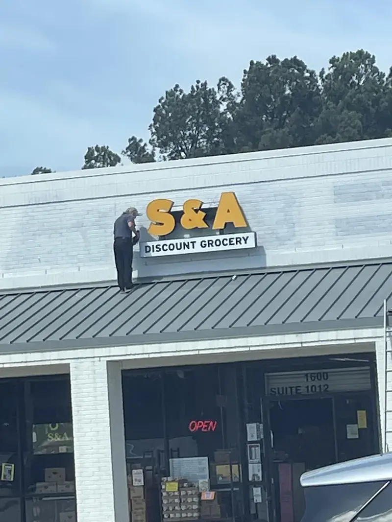 S&A Discount Grocery in Spartanburg, SC
