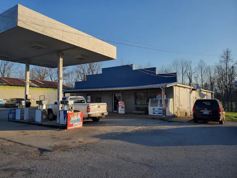 S&T Market in Liberty, Kentucky