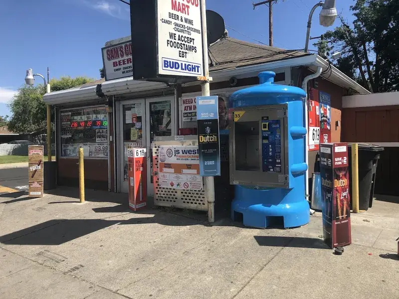 Sam's Food Mart in Modesto, California