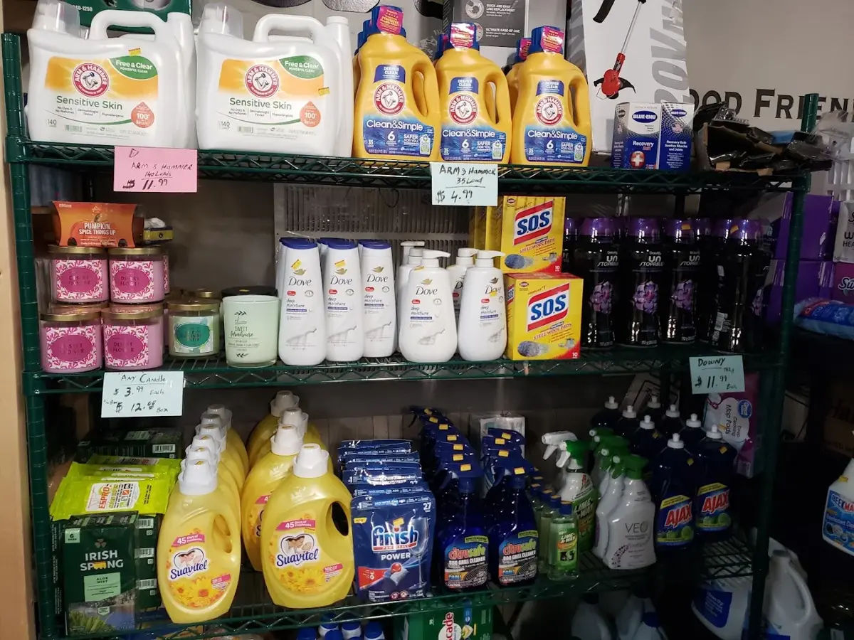 SAS Liquidation discount store - Outlet store in High Point, NC