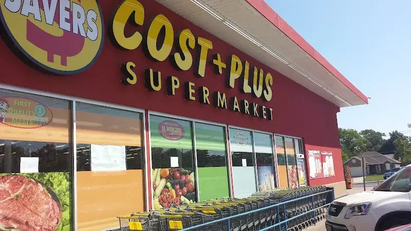 Savers Cost Plus Supermarket in Fort Worth, Texas