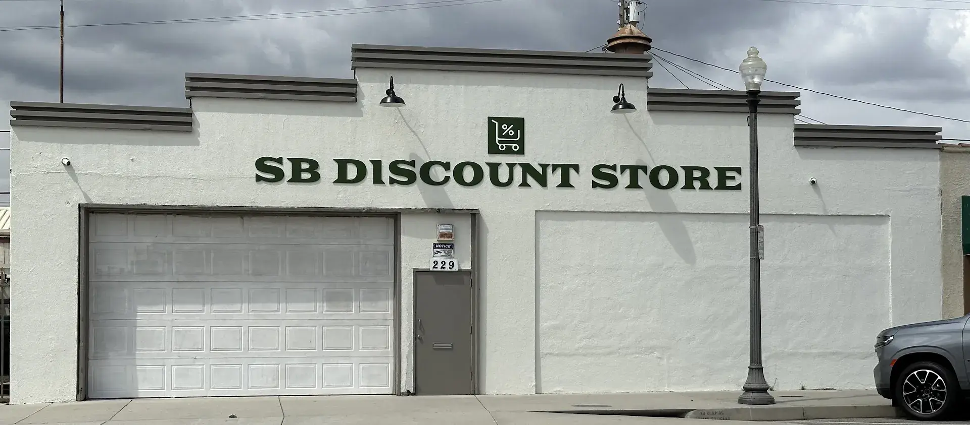 Sb discount store - Wholesaler in Placentia, California