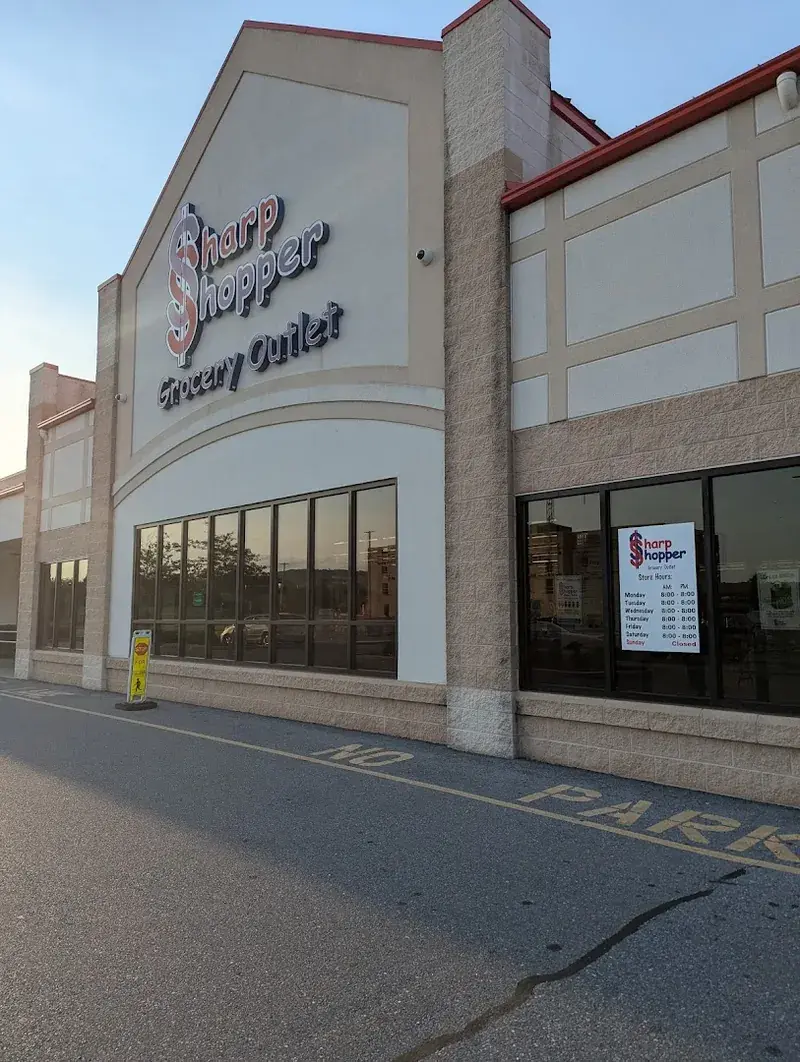 Sharp Shopper Grocery Outlet in Middletown, Pennsylvania