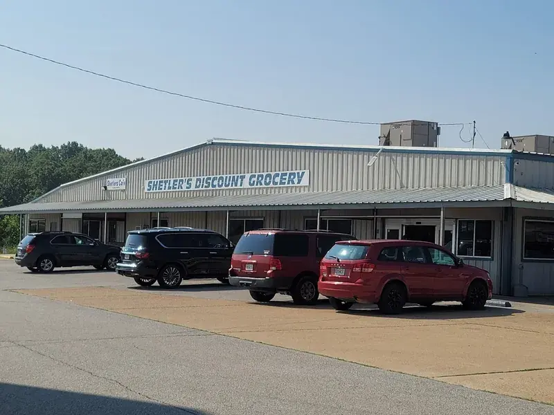 Shetler's Discount Grocery in Cabool, MO