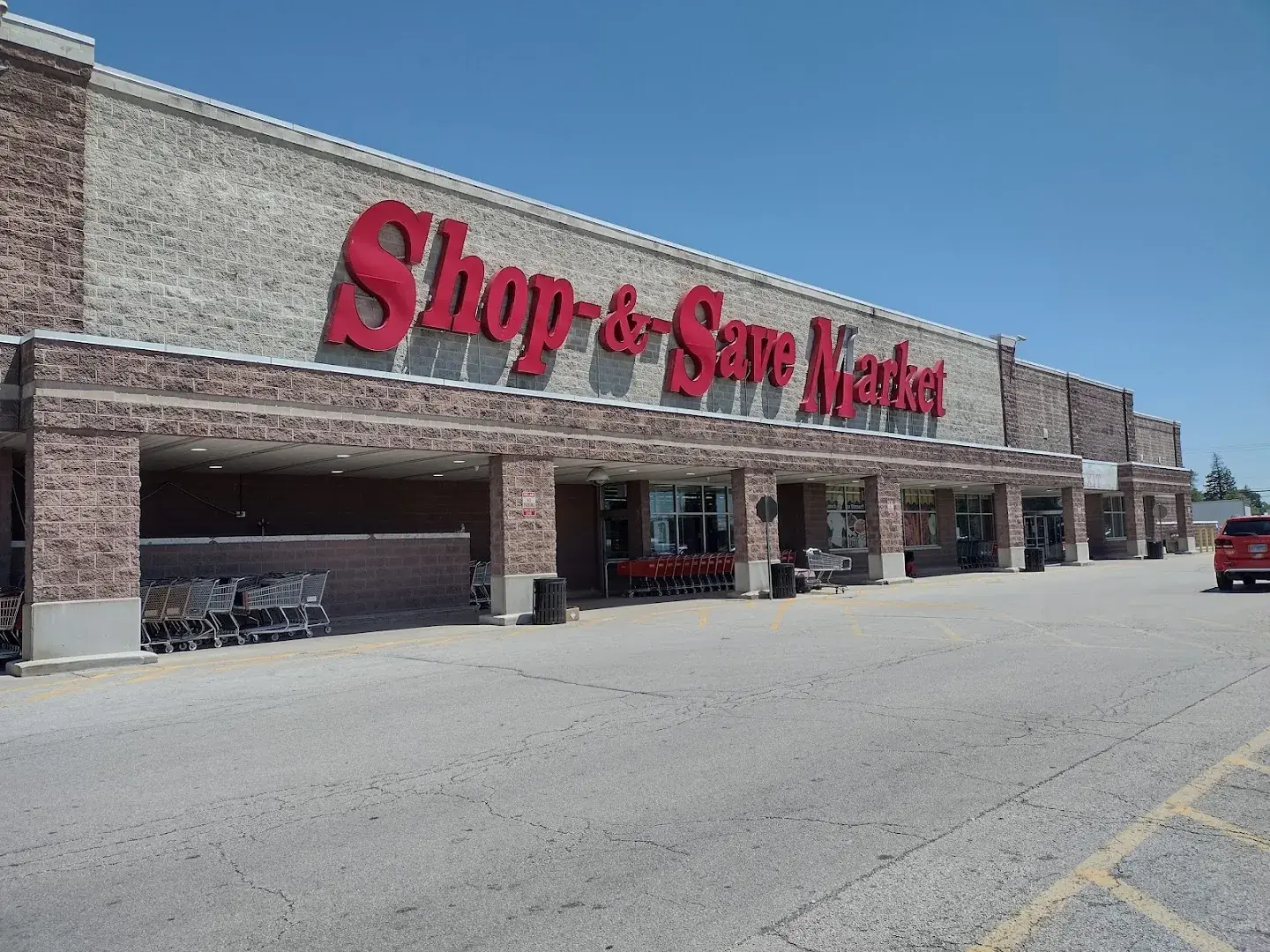 Shop & Save Market - Grocery store in Bridgeview, Illinois