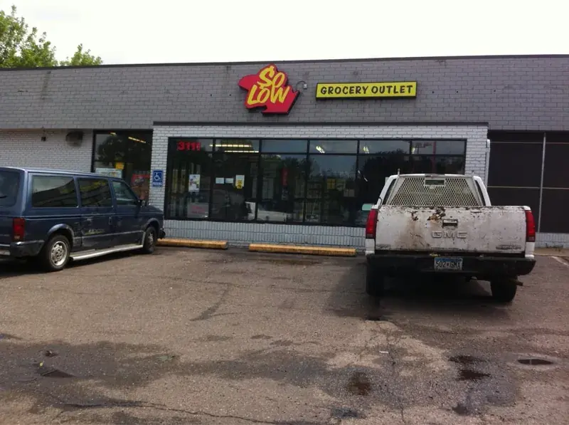 So Low Grocery Outlet in Minneapolis, MN