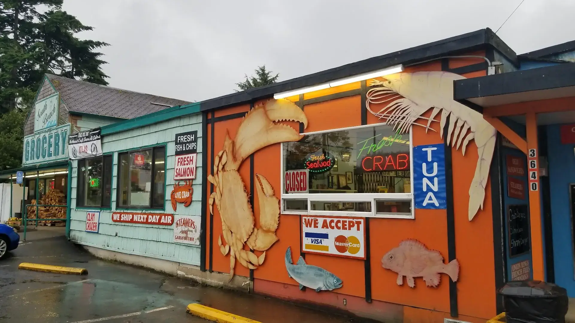 South Beach Grocery - Grocery store in South Beach, Oregon