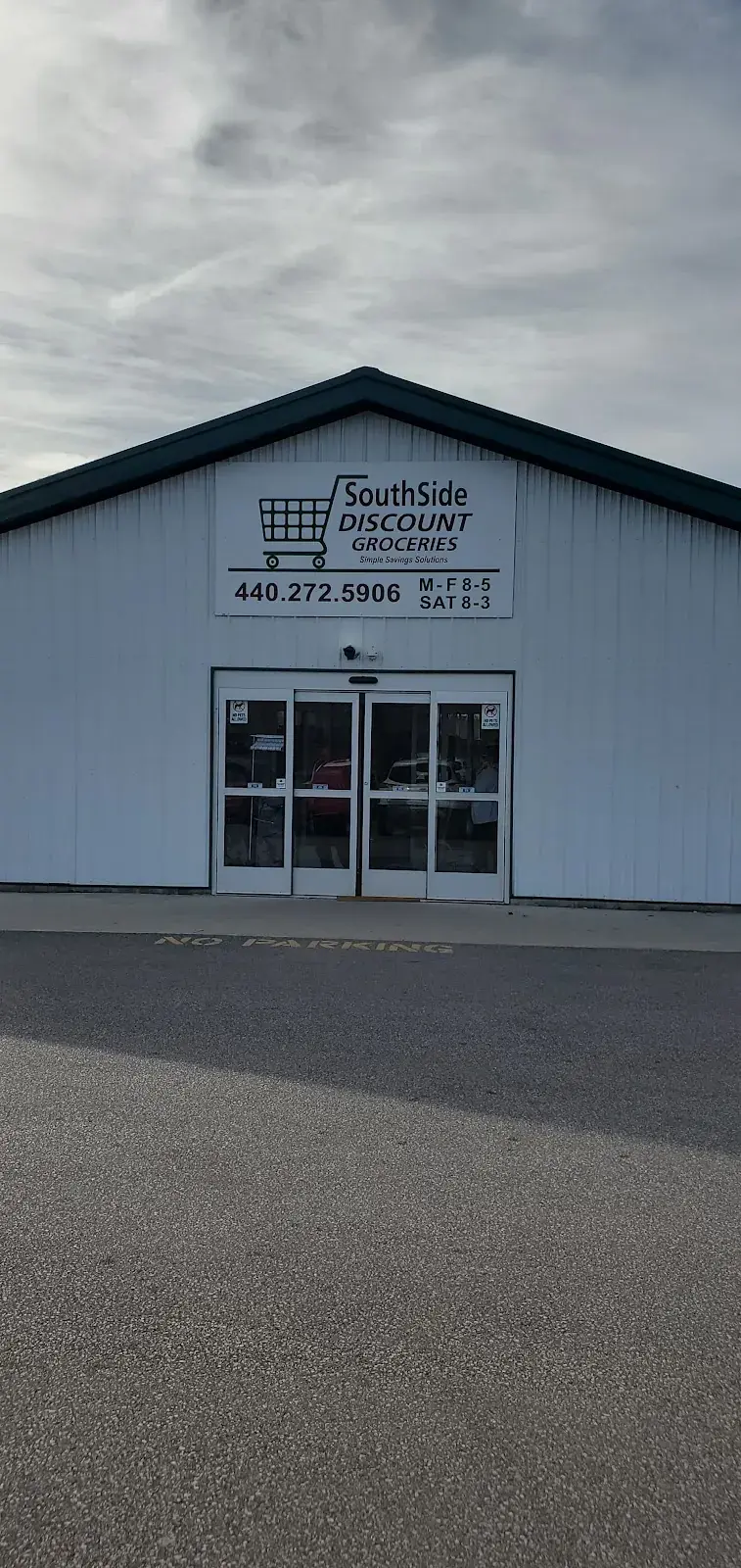 South Side Discount Groceries in Orwell, Ohio