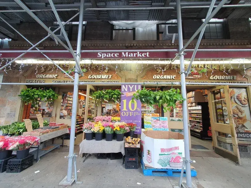Space Market in New York, New York