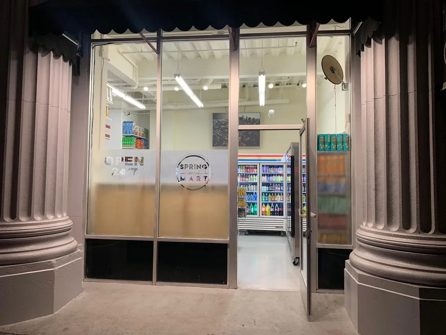 Spring Mini Mart - Convenience store in Los Angeles, California