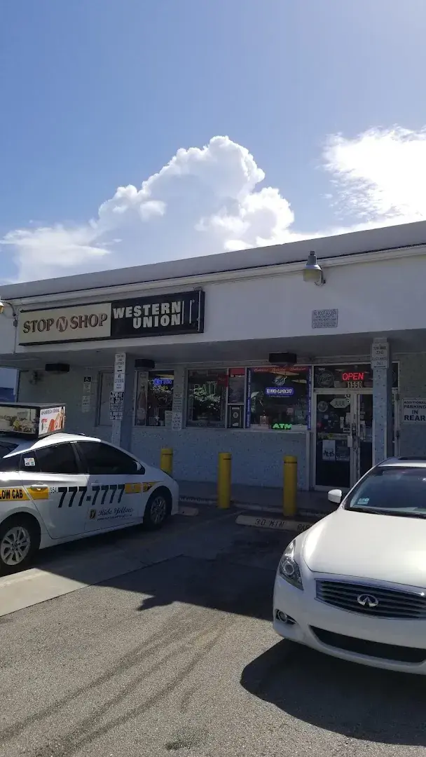 Stop & Shop Supermarket - Convenience store in Fort Lauderdale, Florida