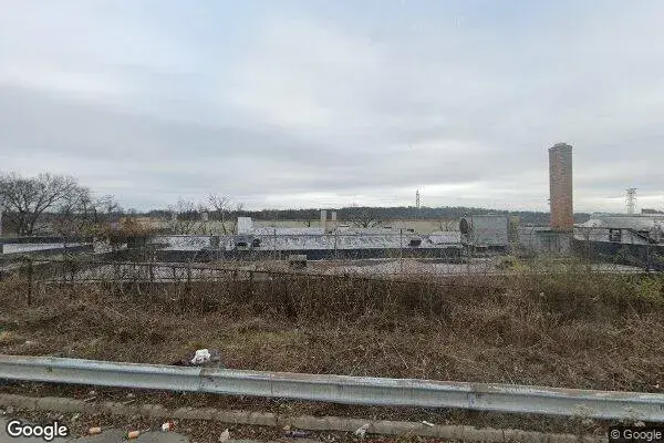 Rae's Market in Cincinnati, Ohio - street view