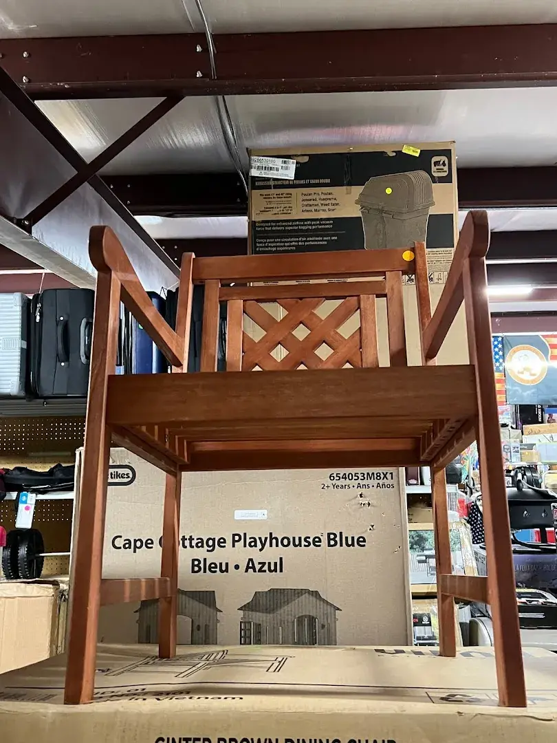 Stutzman's Daily Deals - Discount store in Middlefield, OH