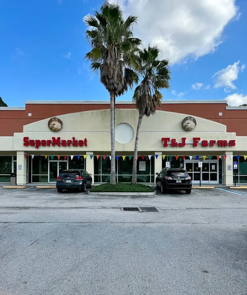 T&J Farms Supermarket in Jacksonville, Florida