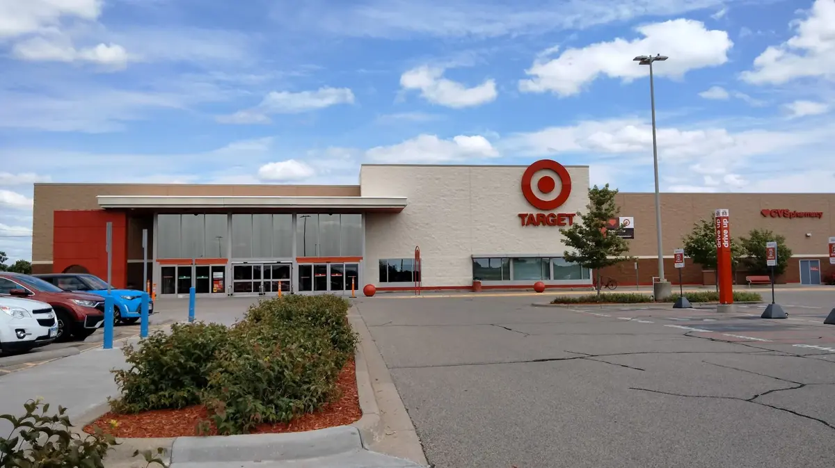 Target - Department store in Oakdale, MN
