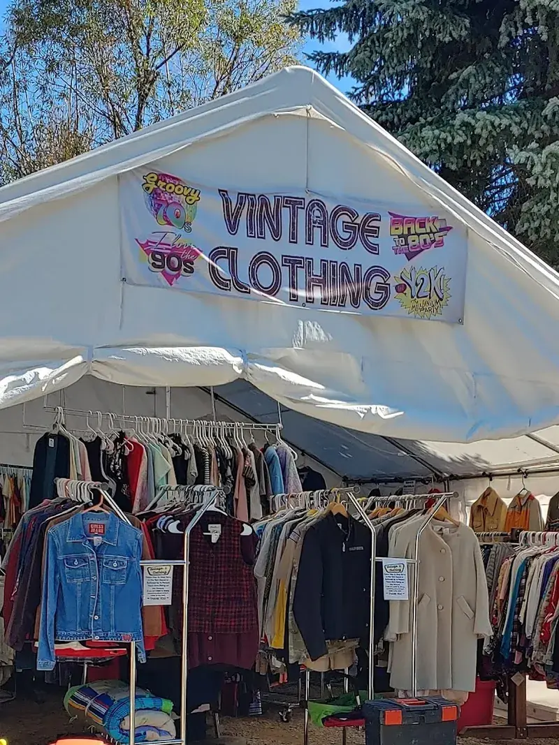 Two Rivers THRIFT STORE & Minigolf in St Regis, Montana