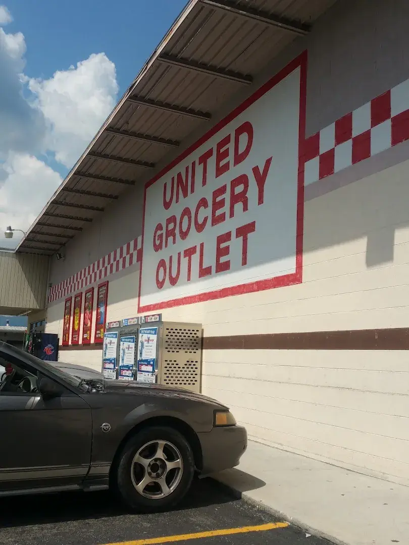 United Grocery Outlet - Grocery store in Jacksboro, Tennessee