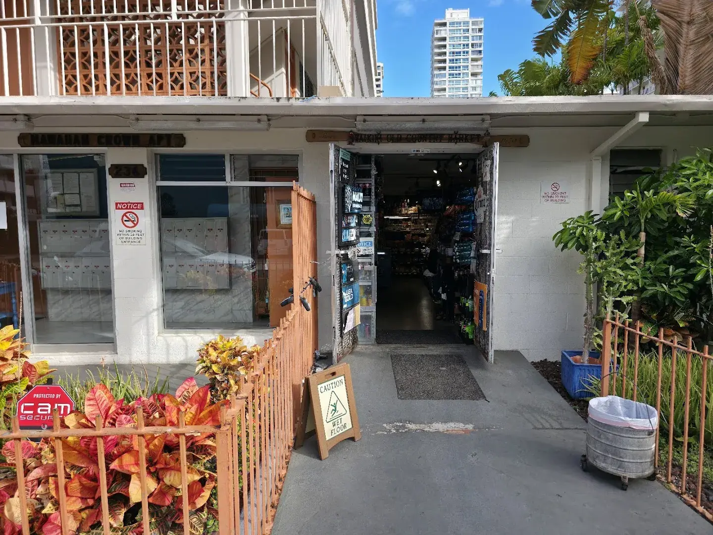 Waikiki Old Country Market - Grocery store in Honolulu, Hawaii