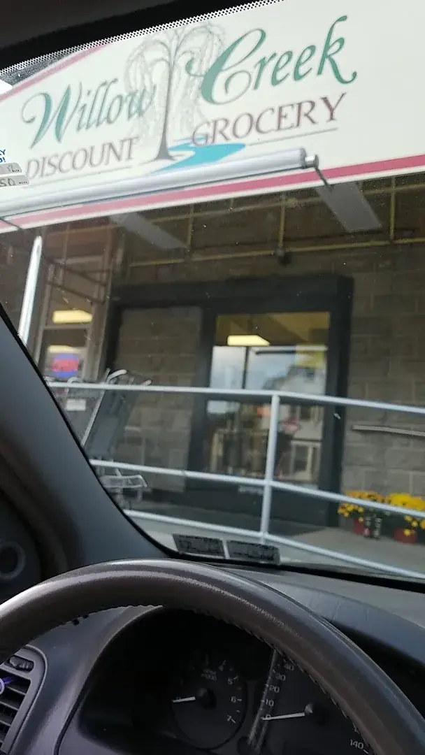 Willow Creek Discount Grocery in Reinholds, Pennsylvania